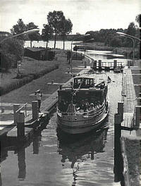 Schleuse Canow 1980 Dampfer